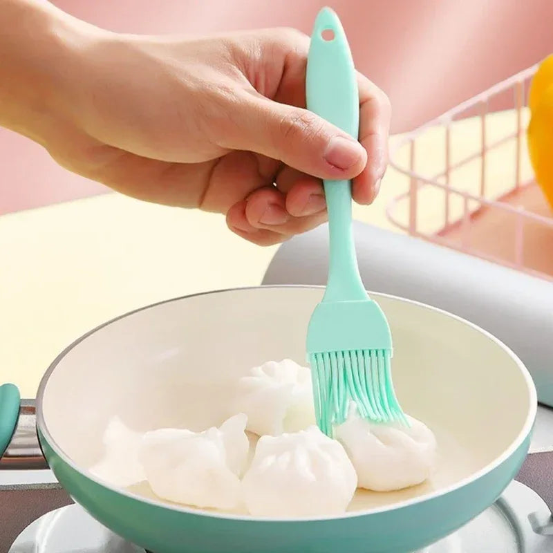 Food Grade Silicone Oil Brush BBQ Barbecue Brush Kitchen Pancake Brush Oil Brush Sauce Brush Kitchen Small Tools - WOF 