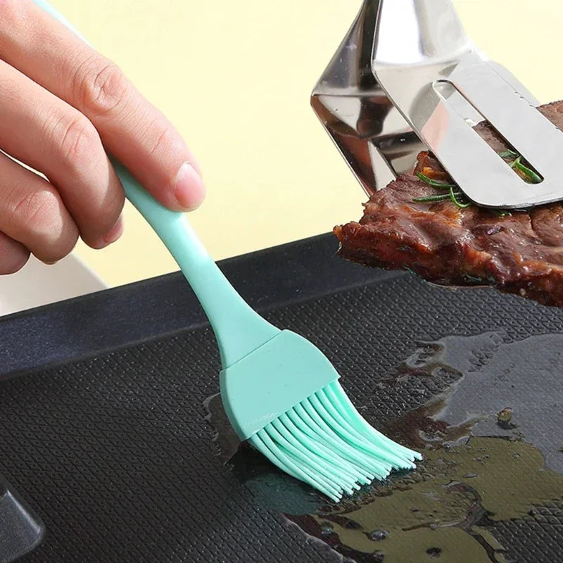 Food Grade Silicone Oil Brush BBQ Barbecue Brush Kitchen Pancake Brush Oil Brush Sauce Brush Kitchen Small Tools - WOF 